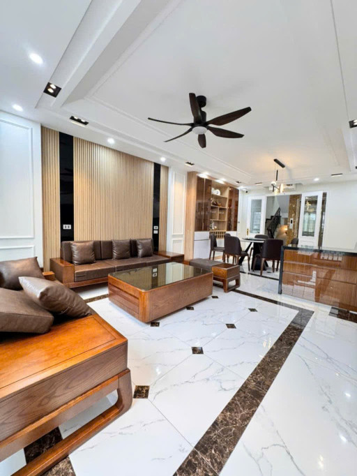 BÁN NHÀ PHÂN LÔ HOÀNG QUỐC VIỆT, 6T THANG MÁY, ÔTÔ TRÁNH KINH DOANH, 61M2 NHỈNH 25 TỶ