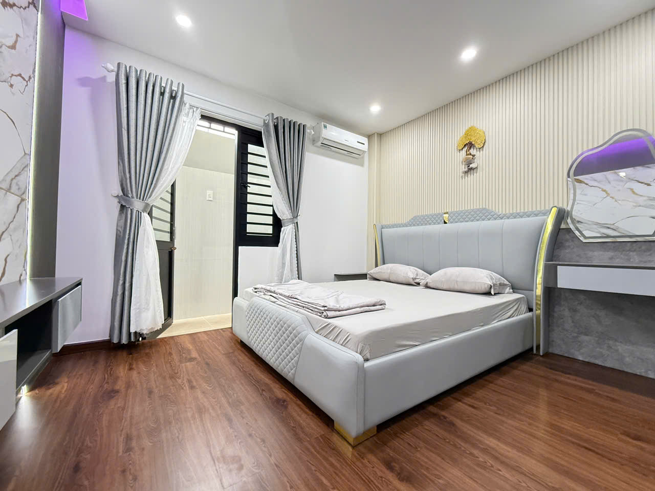 Bán nhà đẹp FULL nội thất Y hình khu VIP nhất Quận - Khu E Kim Long