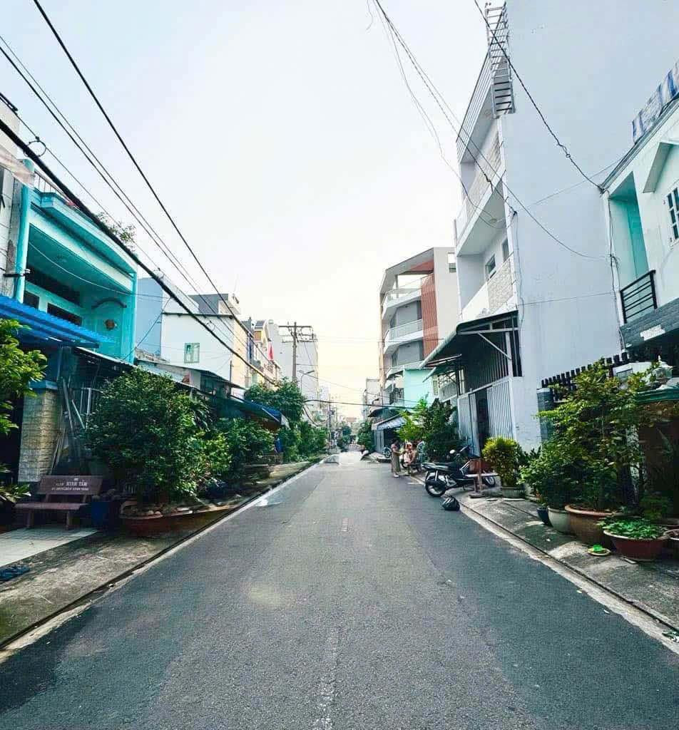 Ngang 8 tỷ có nhà 5 tầng - 100m2 - 5x20 - Mặt tiền Kinh Doanh khu Tên Lửa - An Lạc A - Bình Tân
