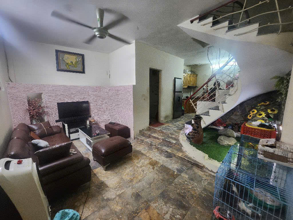 Bán nhà ngõ Hoang Văn Thái – Khu phân lô Quân Đội – Ô tô đỗ cưả - 51m – Giá 6.5 Tỷ