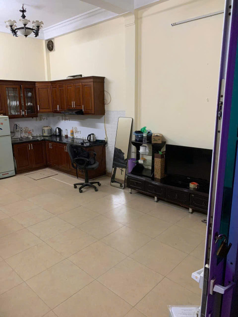 Cho thuê nhà ngõ 71 Hoàng Văn Thái, 30m2, 3 tầng, 2 ngủ, 8.5 triệu KD online kết hợp ở gđ