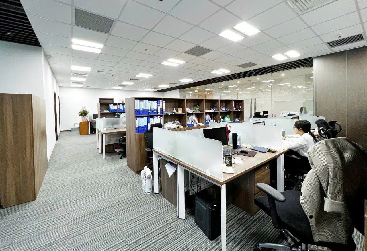 BÁN TÒA VP MẶT PHỐ HOÀNG VĂN THÁI - 173M² x 9 TẦNG - DOANH THU 100TR/THÁNG - 45 TỶ