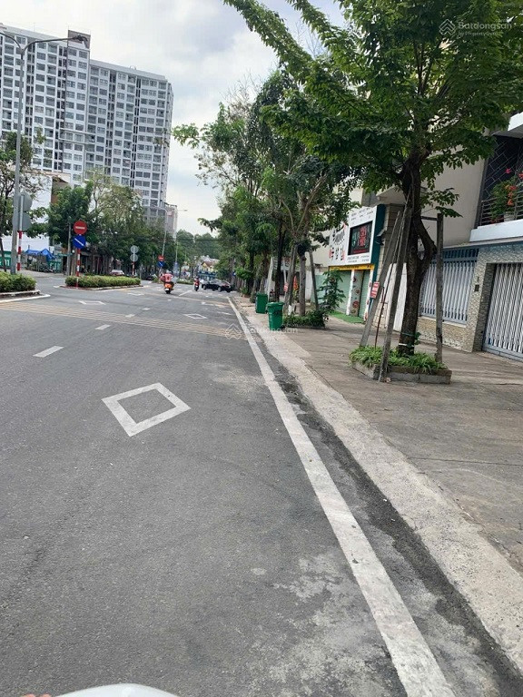 Cho thuê mặt bằng kinh doanh buôn bán, đã có nhà tạm tại Phường Chánh Nghĩa, TP Thủ Dầu Một.