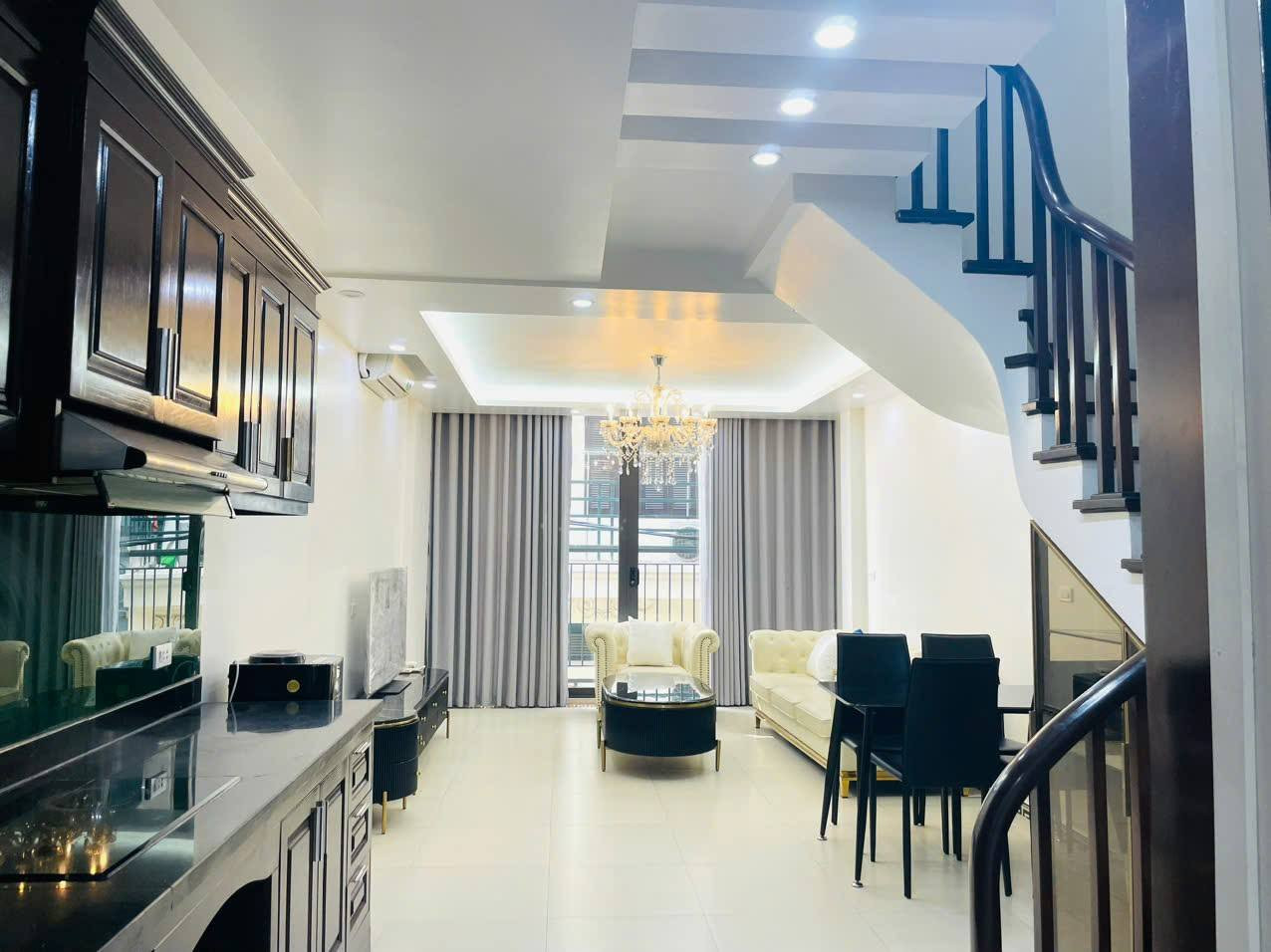 BÁN NHÀ BÀ TRIỆU HÀ ĐÔNG 5 TẦNG THANG MÁY Ô TÔ VÀO NHÀ