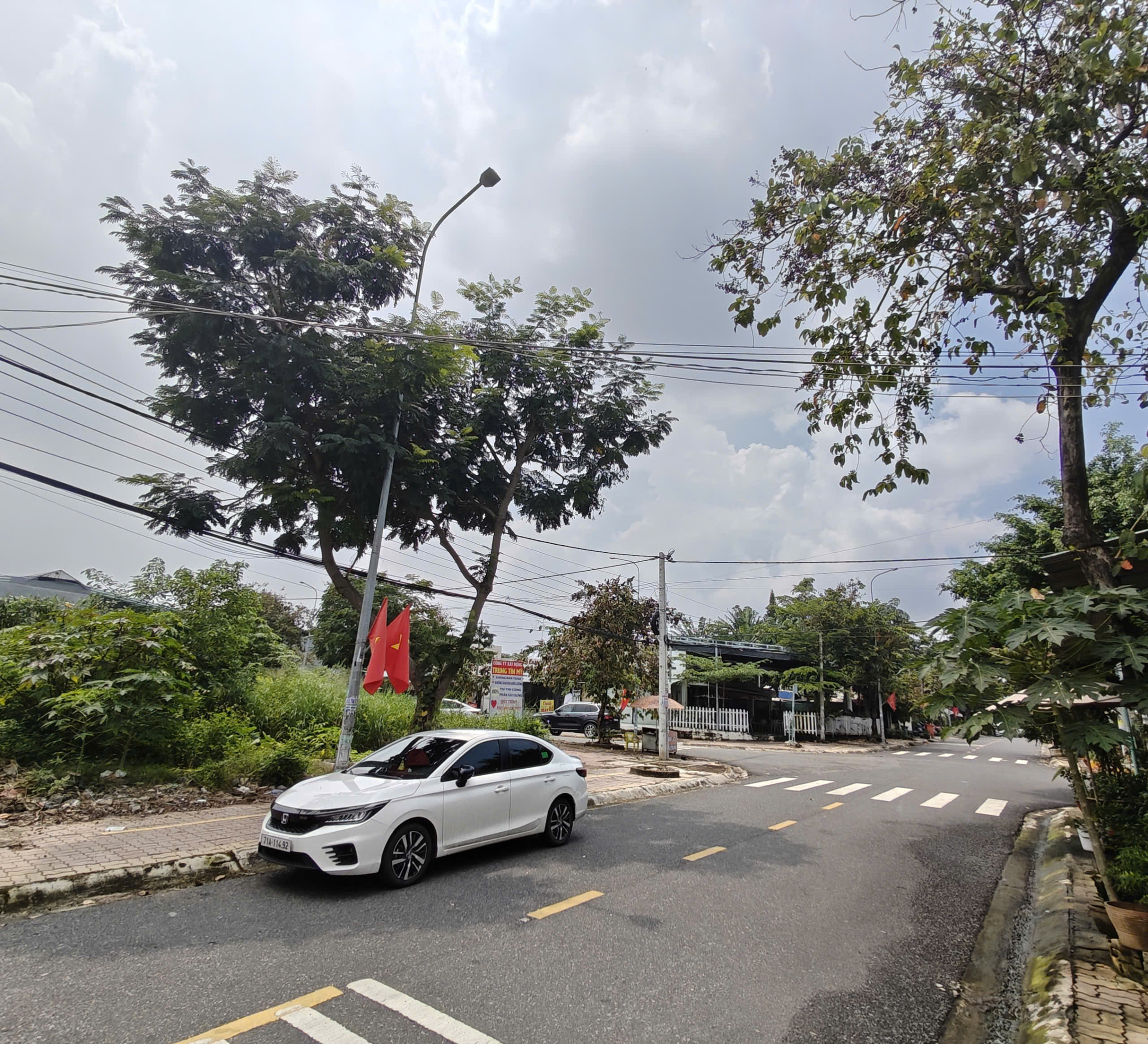 30tr/m2 | Lô góc 2 mặt tiền Hoàng Việt - DBM, vị trí vàng kinh doanh