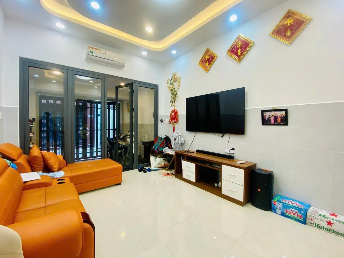 Dòng tiền N.400 triệu, nhà MT 4 tầng đúc, ở /KD Đỉnh, lk đường Hồng Lạc