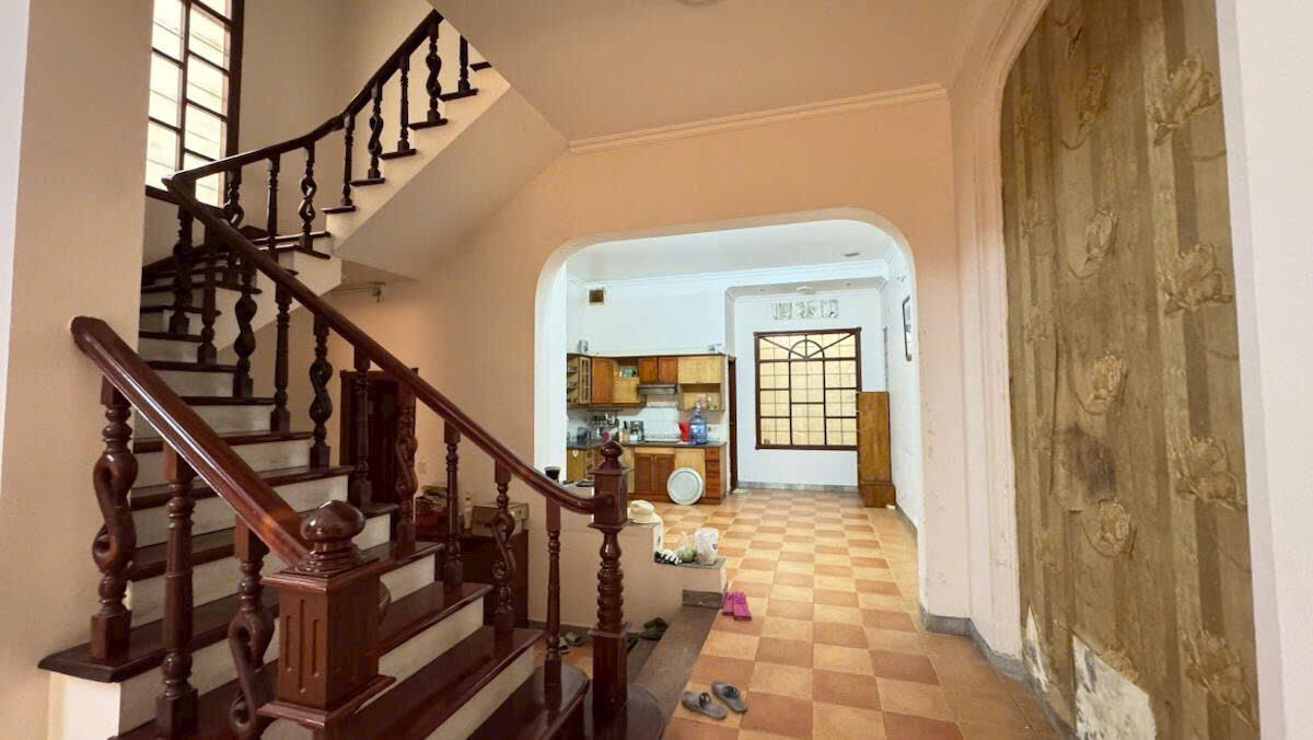 HỒNG MAI - LÔ GÓC PHÂN LÔ CÁN BỘ - Ô TÔ TRÁNH DỪNG ĐỖ NGÀY ĐÊM - 50M/4 TÂNG - 14,2 TỶ