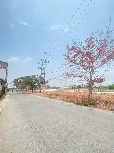 Bán đất mặt đường Hợp Hoà - Anh Dũng - Dương Kinh