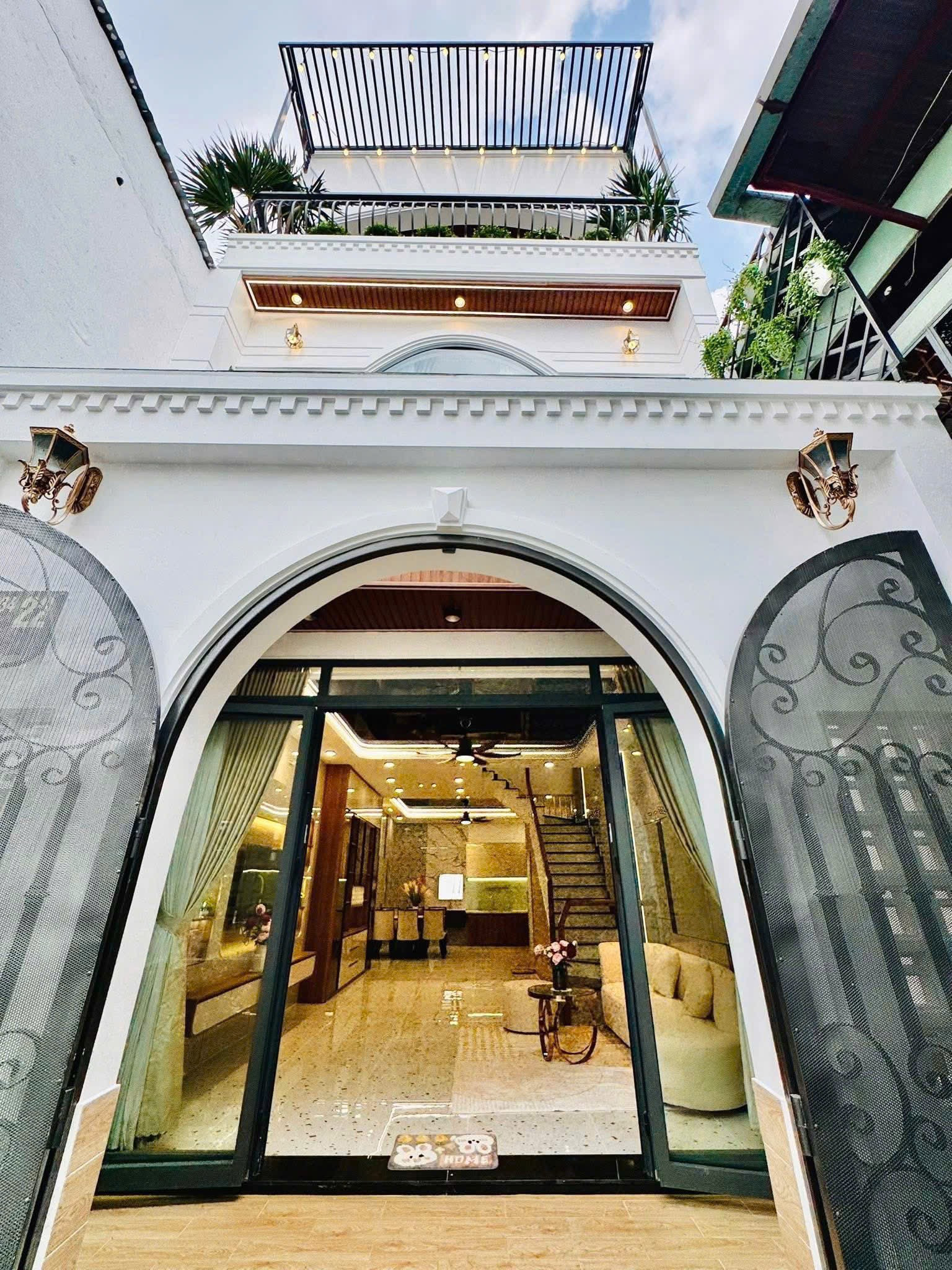 Siêu phẩm giá tốt nhất khu vực đường Huỳnh Tấn Phát, Phú Thuận, Quận 7, 69,46m2, 4tỷ550tr