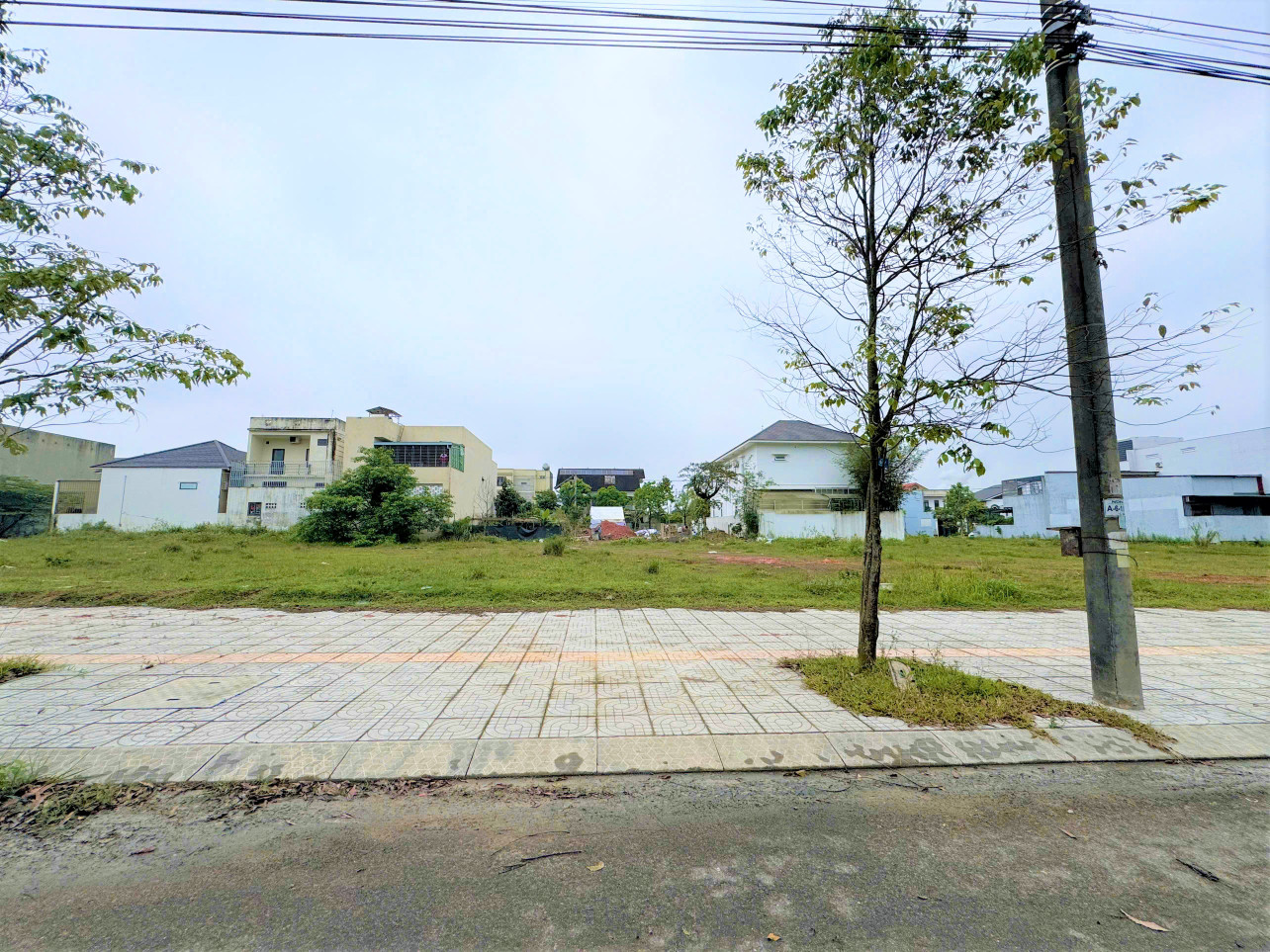 Bán đất 1080M2 đường Nguyễn Văn Cừ, khu dân cư cán bộ, an ninh tốt nhất khu vực Nam Đông Hà giai đoạn 2