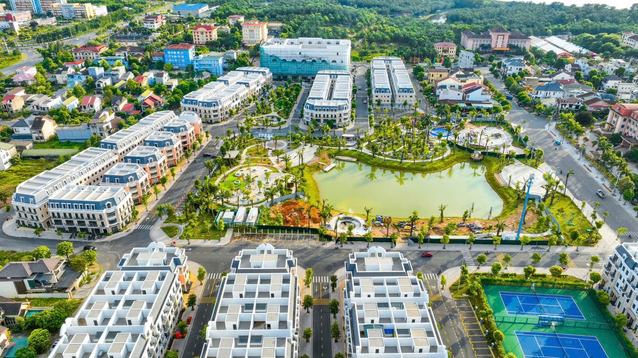 BÁN CẮT LỖ SHOPHOUSE VINCOM ĐÔNG HÀ GIÁ CHỈ 3,5 TỶ