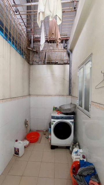 ☀️☀️☀️Bán nhà 2 tầng sân cổng riêng, ngõ trung tâm Hùng Vương, phường Hồng Bàng 99,6m2 – 2,3 tỷ  -