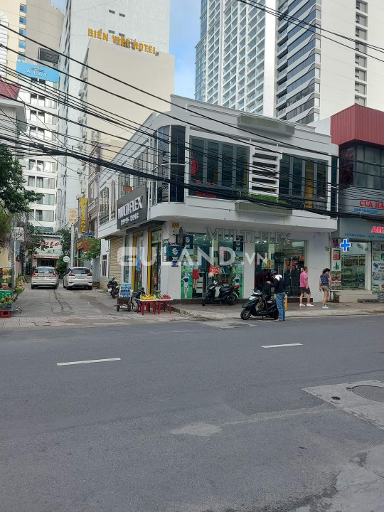 Bán nhà góc 2 mặt tiền đường Hùng Vương Nha Trang Khánh Hòa