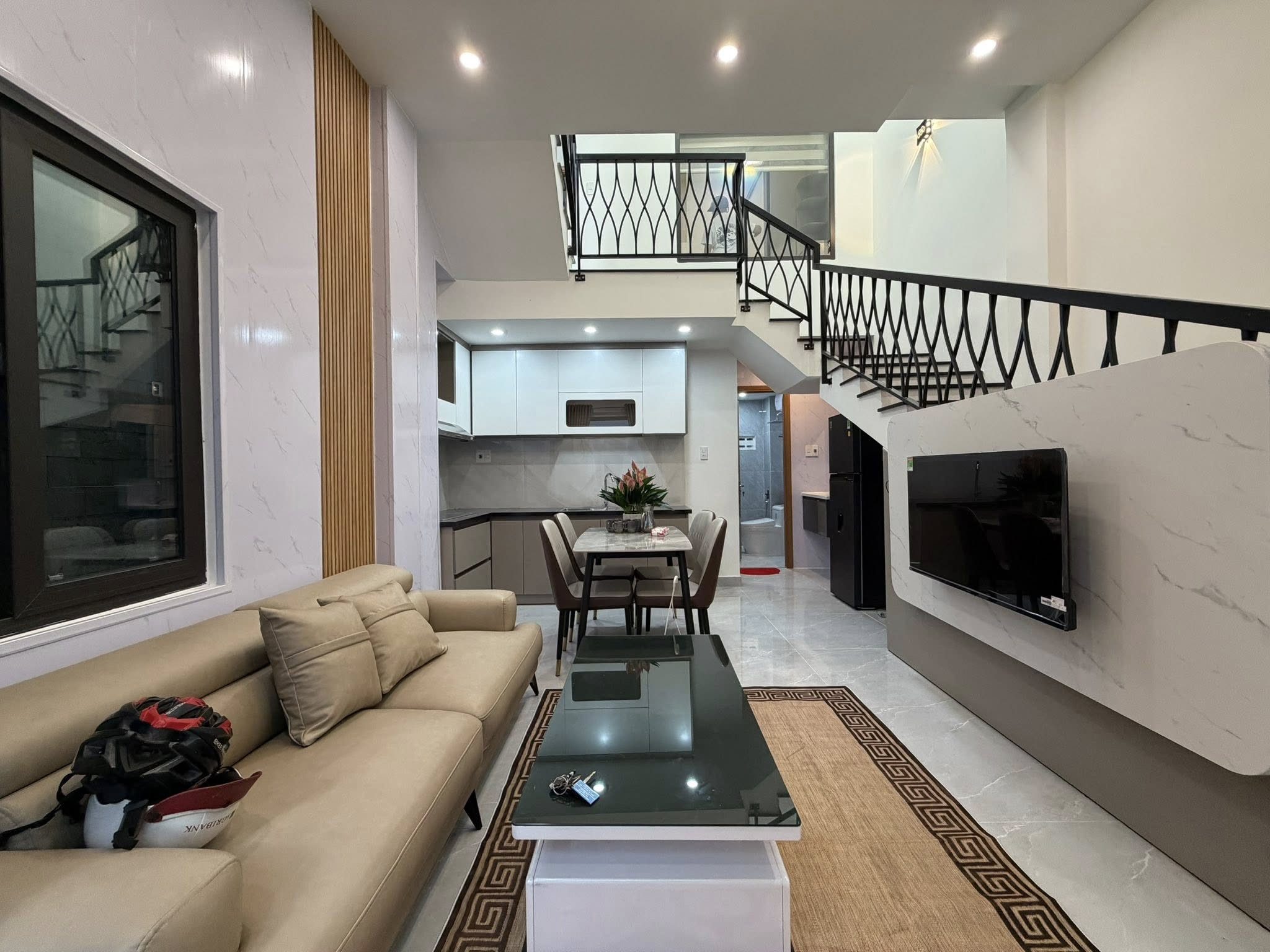 🏠 BÁN NHÀ ĐẸP HÙNG VƯƠNG, KIỆT THÔNG THOÁNG, TRUNG TÂM THANH KHÊ, 48M2, 3,X TỶ, 3PN 2WC