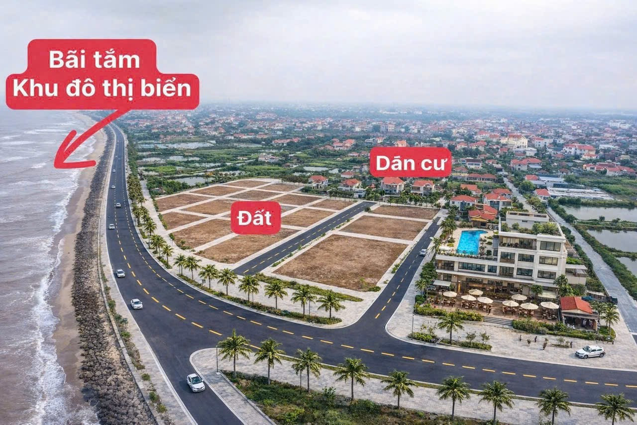 Chính chủ cần bán gấp lô đất mặt biển, đối diện khu đô thị biển của tập đoàn Xuân Thiện, gần các khu công nghiệp