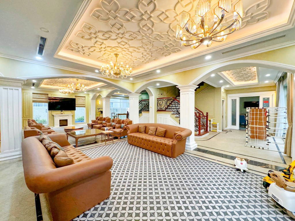 ⚜️ VIP NHẤT VINHOME RIVERSIDE, HƯỚNG DƯƠNG, 414M2 4T  MT 19M, GIÁ ĐẦU TƯ 135 TỶ ⚜️