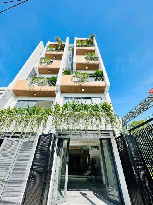 Siêu phẩm biệt thự Mini ngay tại Hoàng Phan Thái đang hót gần đây ạ