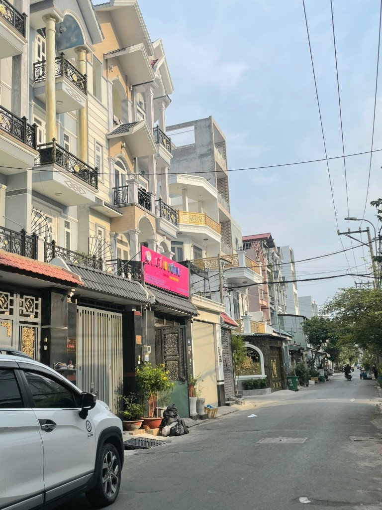 Ngang 6 tỷ - Bán nhà mới 5 tầng - 64m2 - 4x16 - Hẻm nhựa 8m - Ngay ngã tư bốn xã - Hương Lộ 2 - Bình Tân