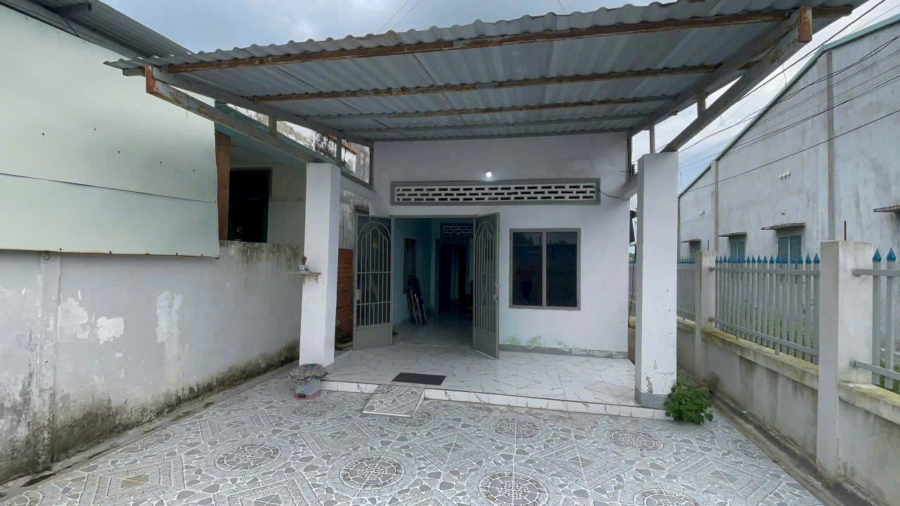 BÁN NHÀ CẤP 4 và 3 phòng TRỌ NGAY KCN PHƯỚC ĐÔNG ĐANG CHO THUÊ 5TR/THÁNG, DT: 221m²/ Giá 850t gọi 0772507203