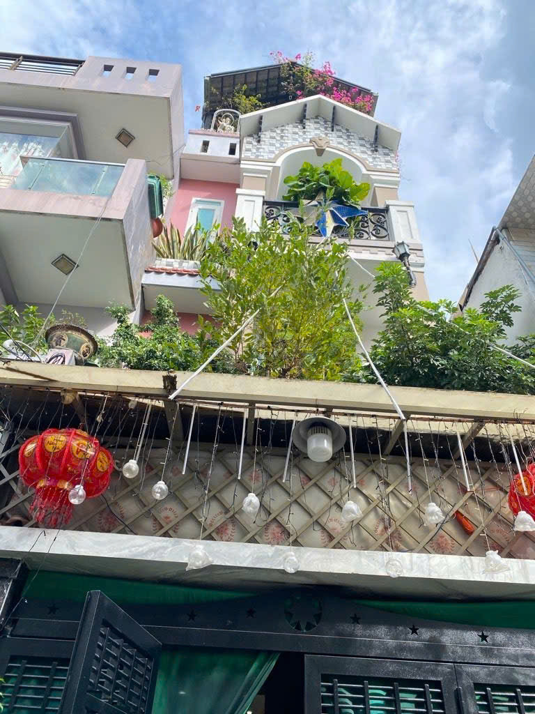 Ngay Aeon Tân Phú - Hẻm 7m - DT: 68m2 (4mx17m) - Đúc 3 Lầu 4PN Giá 8 Tỷ Nhỉnh TL Mạnh