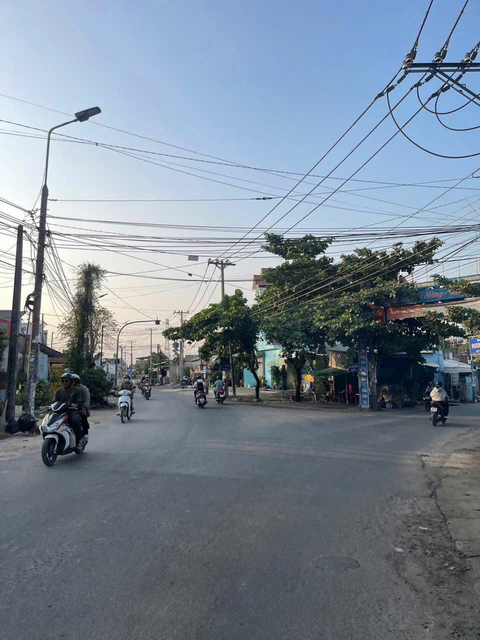 BÁN NHANH 5 NỀN SỔ RIÊNG FULL THỔ CƯ CẠNH CHỢ THẠNH PHÚ PHƯỜNG TÂN TRIỀU CHỈ 500TR SỞ HỮU NGAY