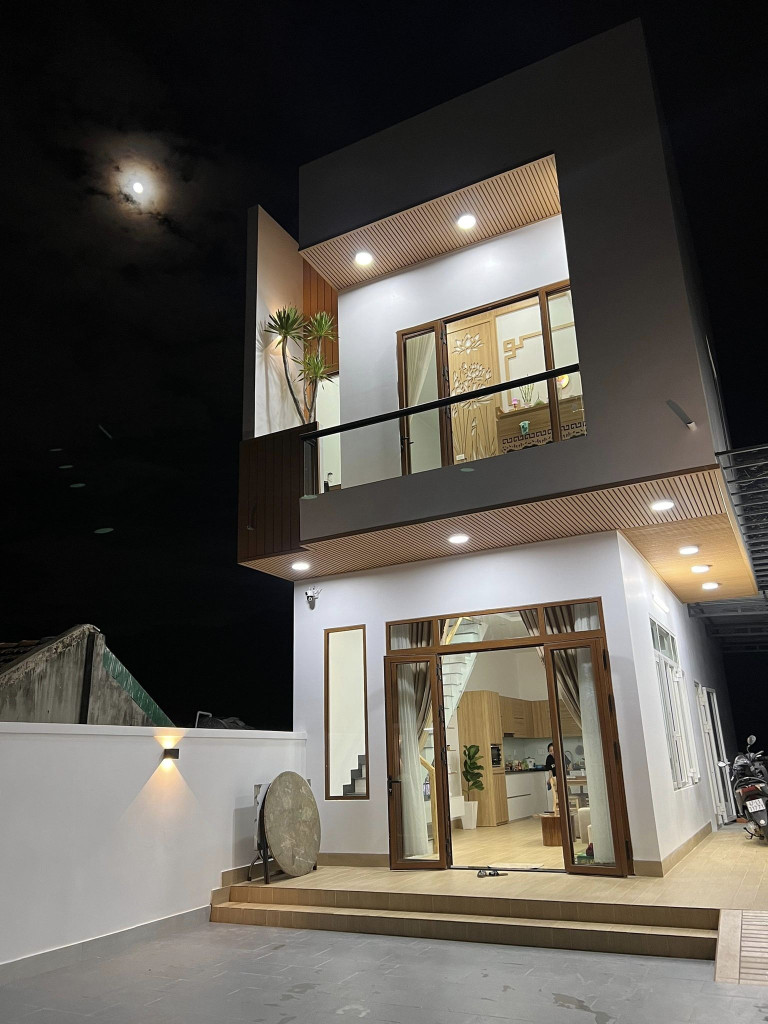 Chính chủ bán nhà thanh toán khoản vay ngân hàng. Ngộp quá phải giảm 150 triệu so với giá gốc bán gấp.