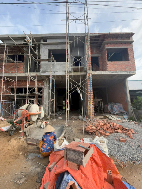 Nhà Lầu Phường Tân Triều Xây Sắp Hoàn Thiện Sổ Riêng Full Thổ Cư Bao Sang Tên