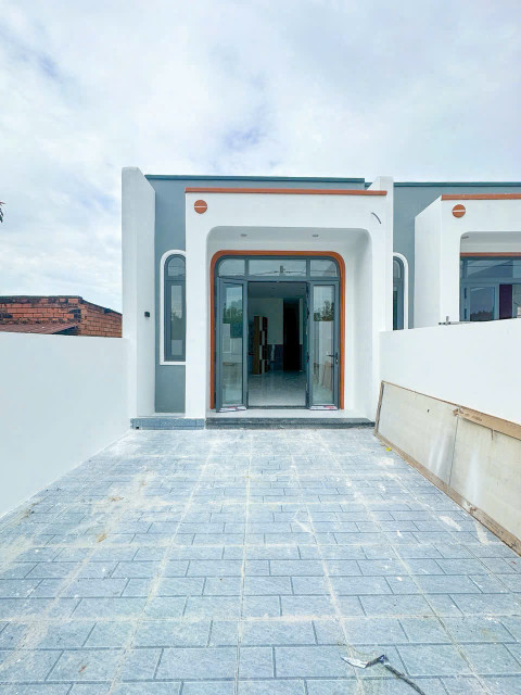 cấp 4 phường tân triều mới sổ hồng riêng full thổ cư gần nhiều tiện ích xung quanh