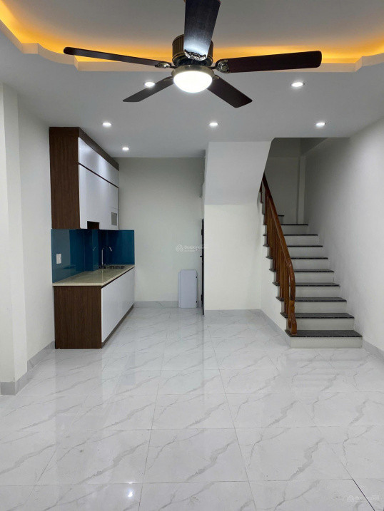 BÁN NHÀ 5TẦNG, 3 PHÒNG NGỦ, HỮU HƯNG - TÂY MỖ - NAM TỪ LIÊM - GIÁ 4.5 TỶ - SỔ ĐỎ