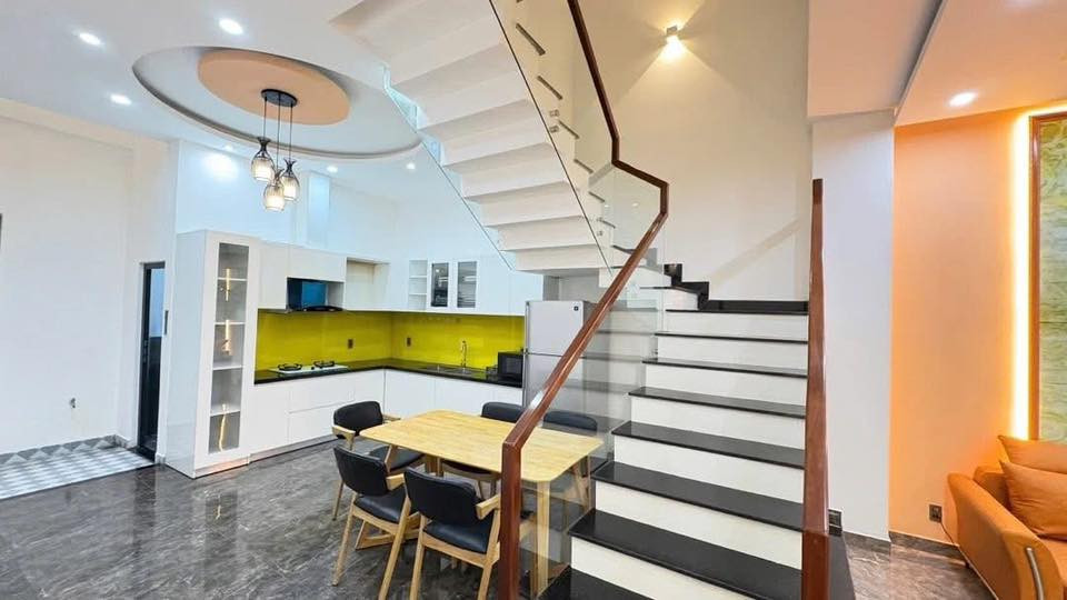 Bán Nhà Đẹp Hiện Đại 3 Tầng Đường Huy Cận trung tâm quận Hải Châu - Hoà Cường