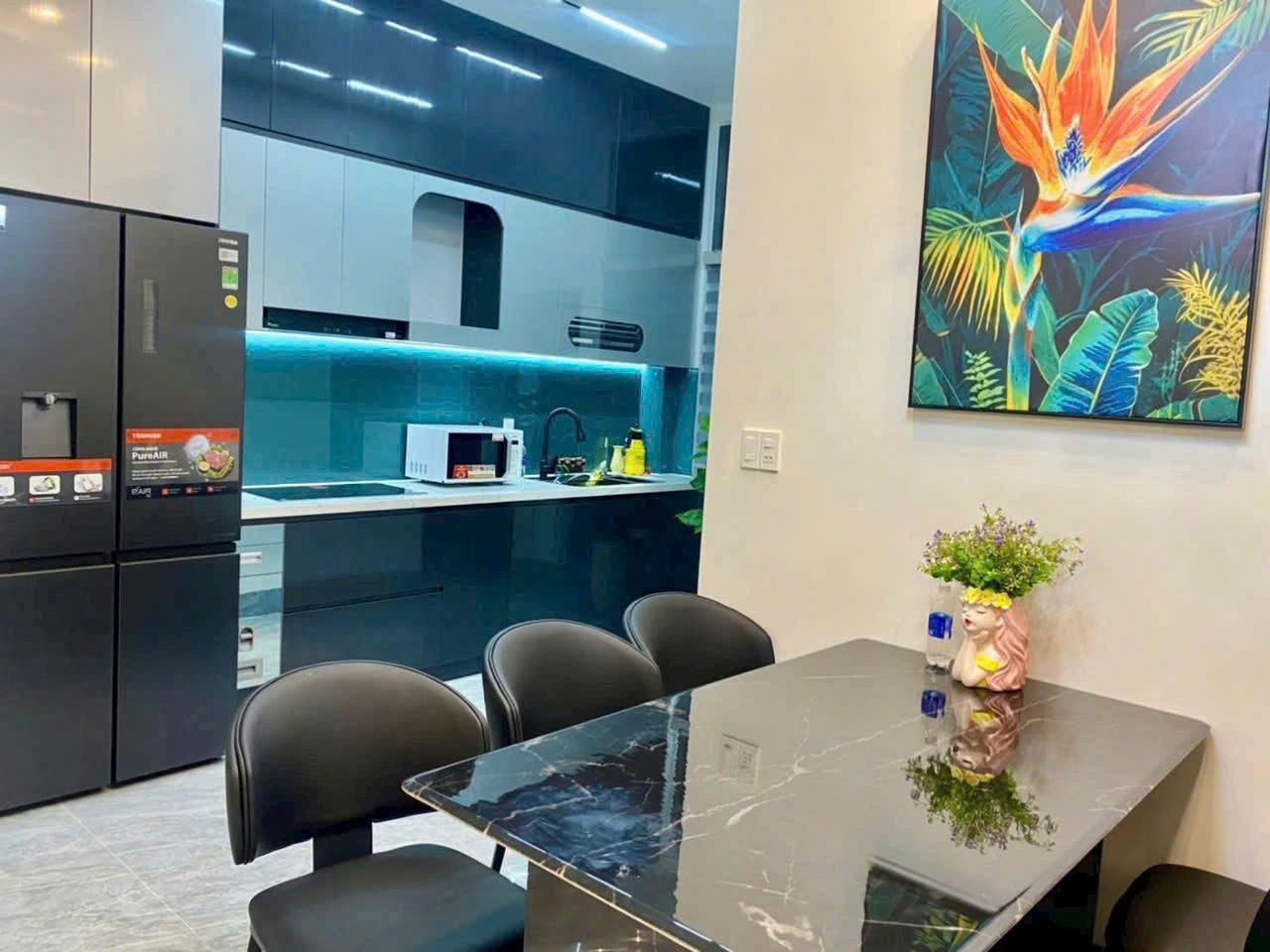 BÁN NHÀ 4 TẦNG MỚI 100% – FULL NỘI THẤT CAO CẤP – TRUNG TÂM HOÀ CƯỜNG
