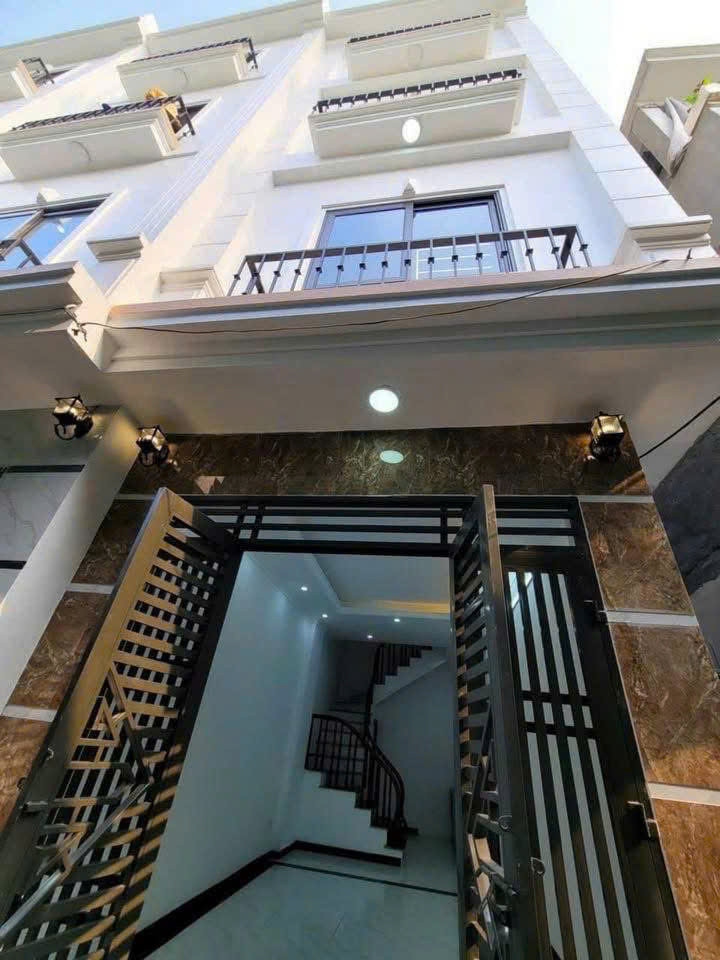 ❤️😍🏰 HÓT NHÀ GẦN BẾN XE YÊN NGHĨA. DIỆN TÍCH 34M2 XÂY 4 TẦNG. GIÁ 2,3xx TỶ 💁