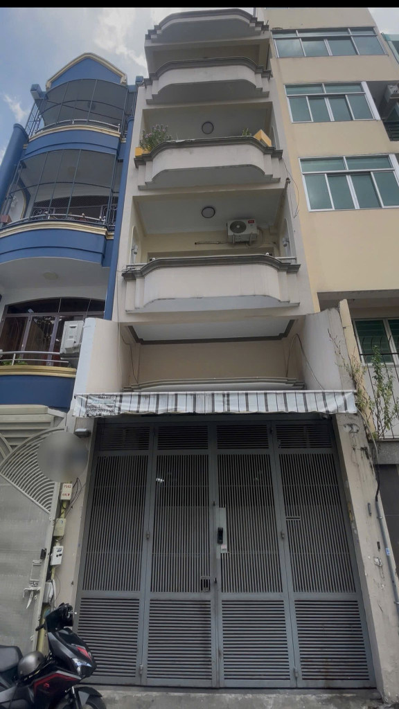 VỊ TRÍ VÀNG  CƠ HỘI ĐẦU TƯ KHÔNG THỂ BỎ LỠ NHÀ DÒNG TIỀN MTKD QUẬN NHẤT