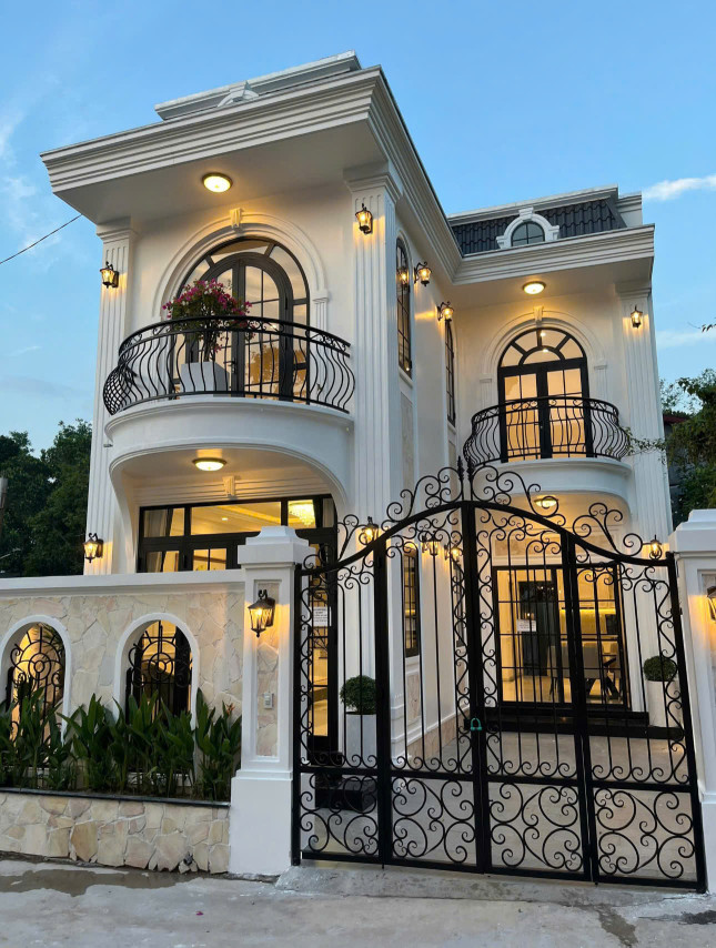 🔥 Mở BÁN 4 CĂN BIỆT THỰ HUYỀN TRÂN CÔNG CHÚA. Ô TÔ Vi Vu. Giá 3 Tỷ 190 triệu