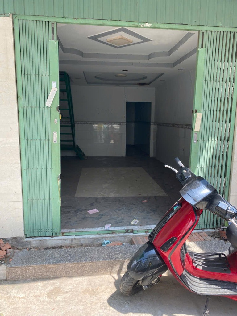 Bán nhà hẻm xe hơi 6m Huỳnh Tấn Phát 33m2 chỉ hơn 3 tỷ