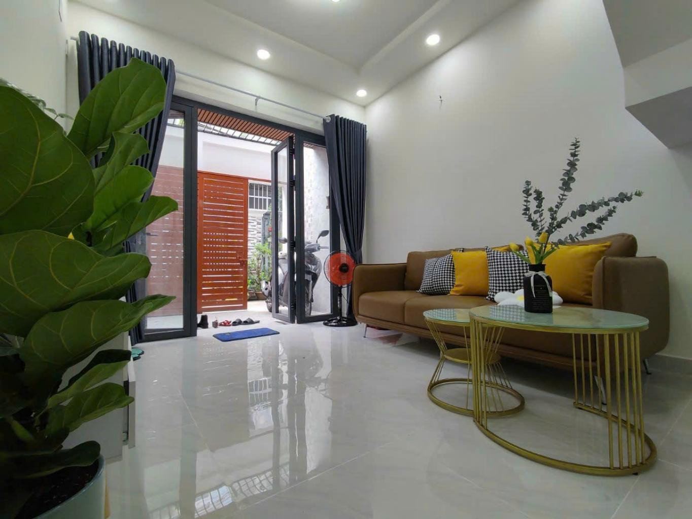 Quận 7 ngay UBND P. Phú Thuận, 2 tầng, 46m2, 4.x tỷ, cánh Phú Mỹ Hưng 1km