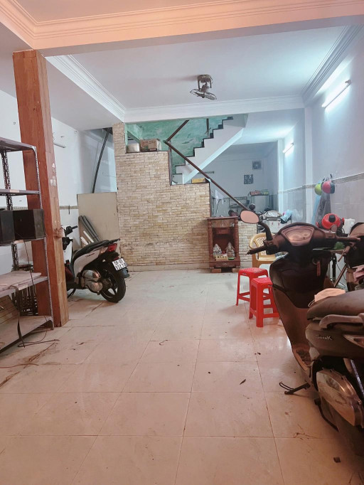 Ngang 5 x 20m 4 tầng chỉ hơn 8 tỷ kế bên PHÚ MỸ HƯNG