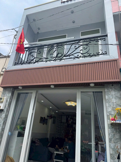 BÁN NHÀ 2 TẦNG (4x12)  HUỲNH THỊ HAI – HẺM XE HƠI TÂN CHÁNH HIỆP, Q12