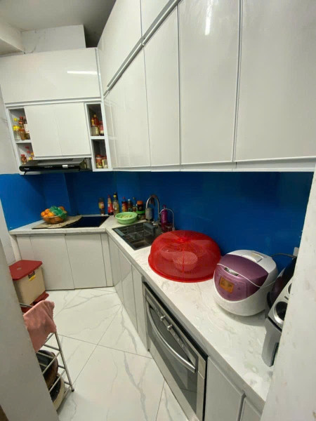 Bán nhà Huỳnh Thúc Kháng (Đống Đa) 25m, 5 tầng, mt 5.7m, giá 7.1 tỷ
