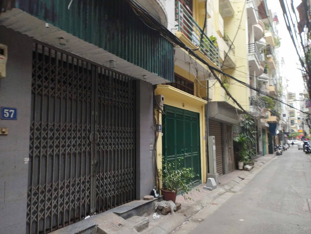 BÁN NHÀ HUỲNH THÚC KHÁNG, ĐỐNG ĐA. 50M2 4 TẦNG MT 4M GIÁ 26 TỶ- MẶT NGÕ THẲNG TẮP- NGÕ TO HƠN PHỐ