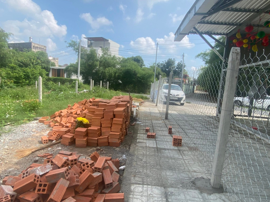 Bán Lô Đất Phú Lợi Tp Thủ Dầu Một ngang 5M