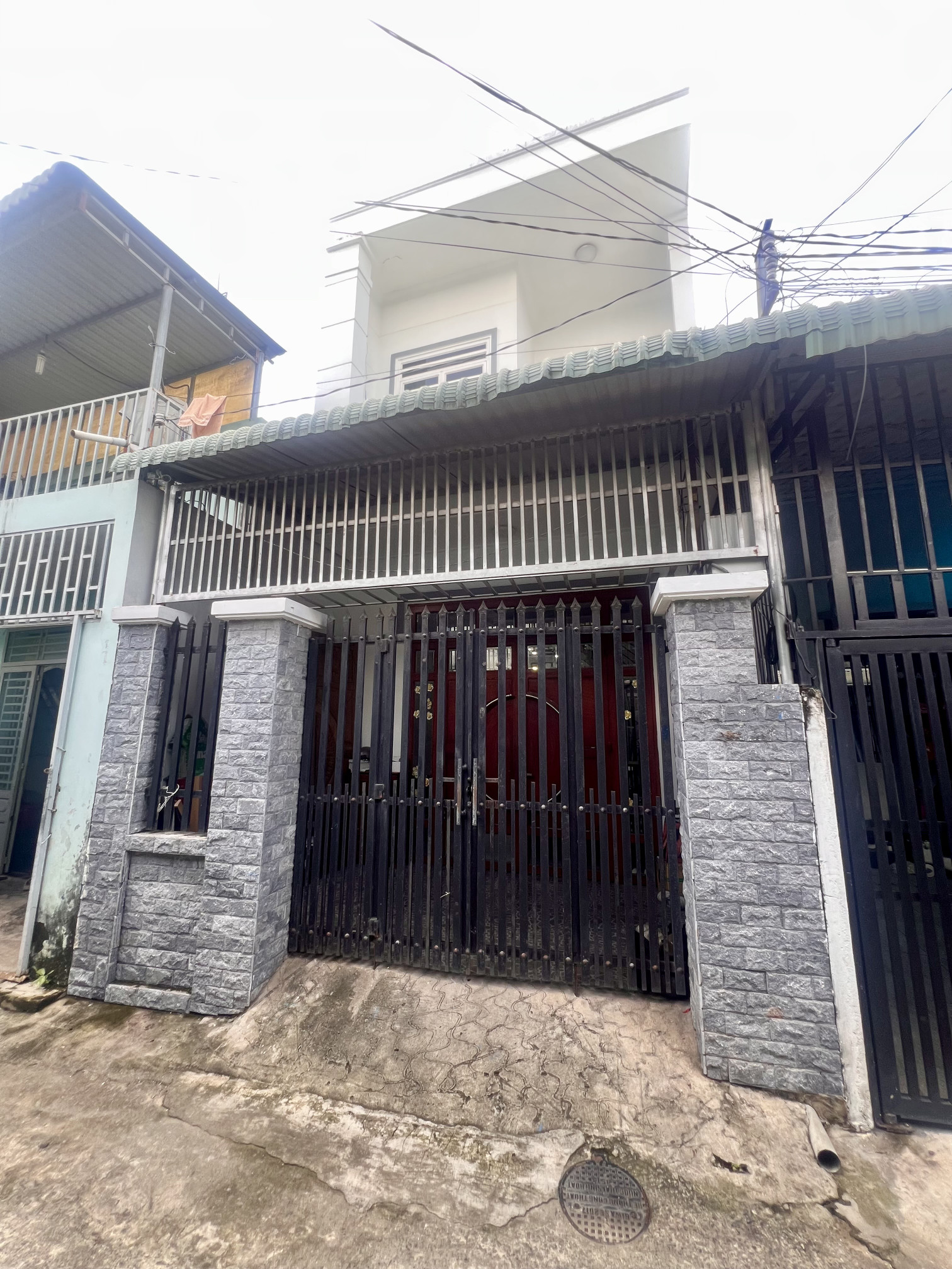 Nhà trệt lầu sổ hoàn công khu 7 Phú Lợi (phường Phú Lợi-TP.HCM) đường oto nhánh hẻm 322 Huỳnh Văn Luỹ  đang cho thuê 7tr/tháng