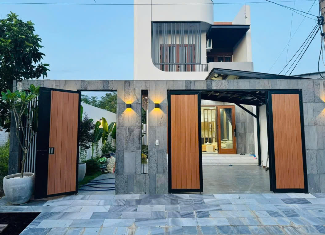 Em Muốn Bán Căn Nhà Về Bắc Sinh Sống , Nằm Ngay Gần KDL Bửu Long Sổ Riêng Thổ Cư..!!