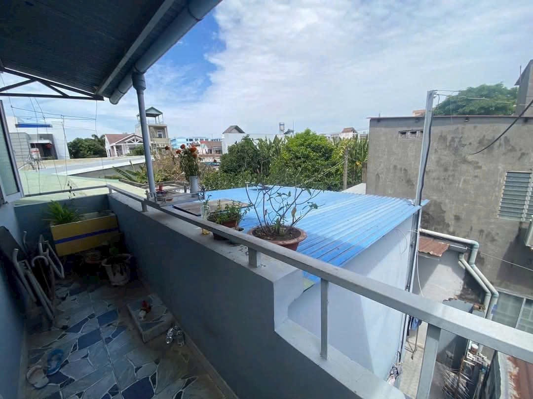 Bán Nhà Gác Lửng Bửu Long Gần Trường Lạc Hồng . 86m2 Đất. 1Tỷ 6