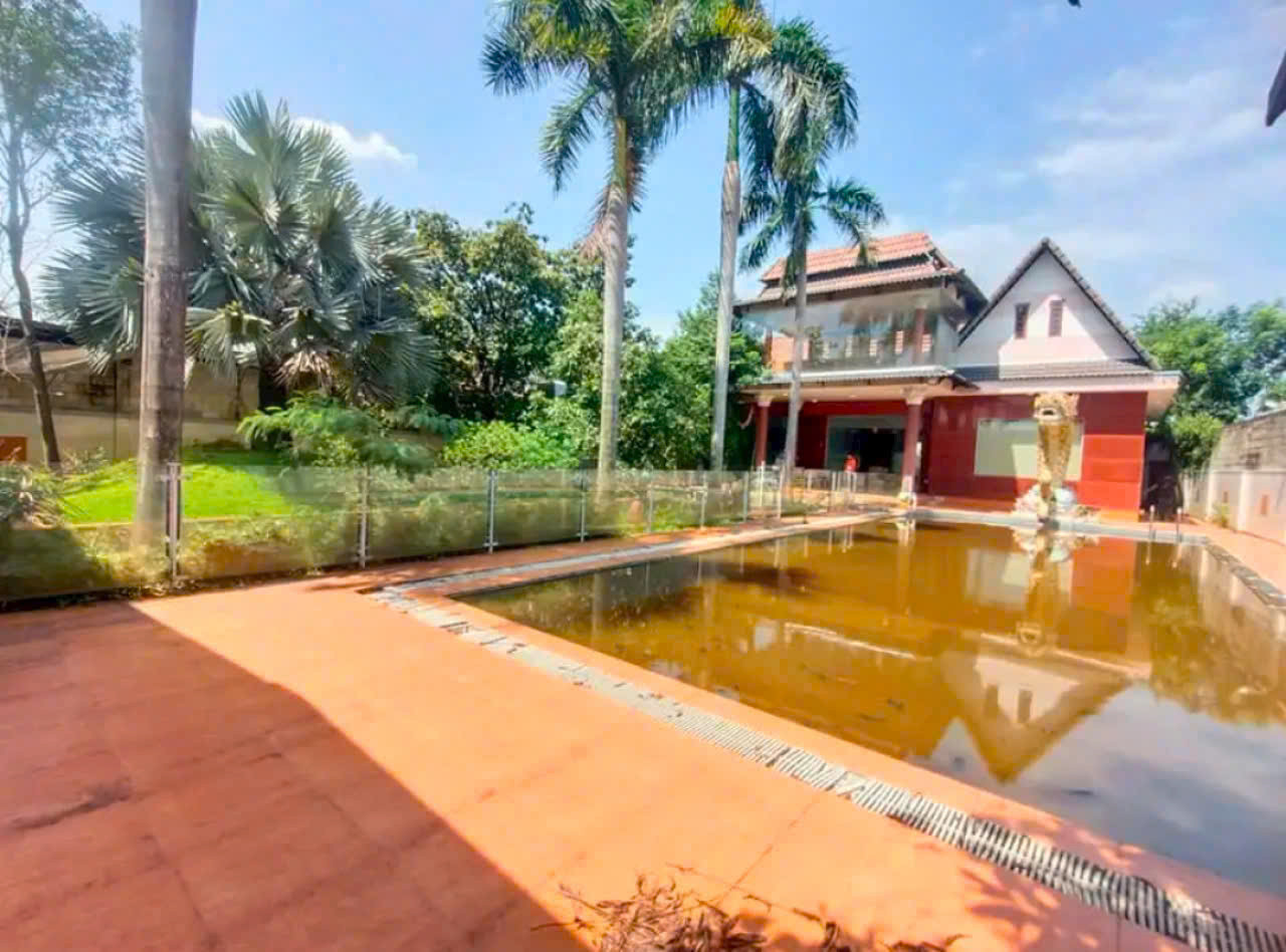 Biệt Thự Sân Vườn Phường Bửu Long .Diện tích : 1.850m2. Gần Bờ Kè Sông ĐỒNG NAI