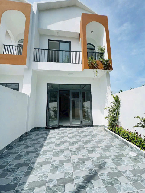 🏡 BÁN NHÀ LẦU – SỔ RIÊNG – FULL THỔ CƯ – GẦN KDL BỬU LONG 🏡