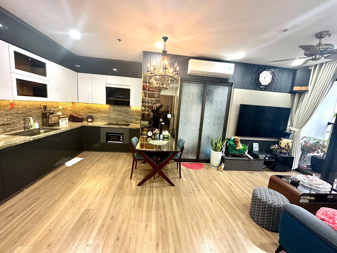 Bán căn hộ chung cư Mỹ Đình - Hàm nghi - 2 ngủ 87m - 5,1 tỷ (083,848,9898)