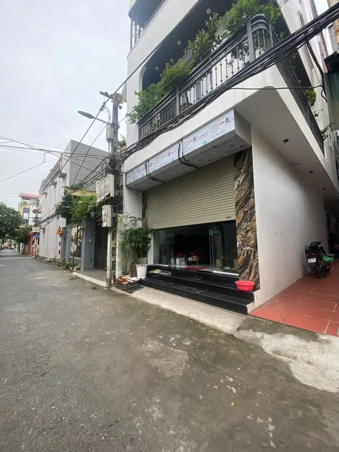 NHÀ MỚI ĐẸP Kẻ Tạnh 30M2 X 5 TẦNG, MẶT TIÊN  6.46M, 5.98 TỶ.LONG BIÊN.