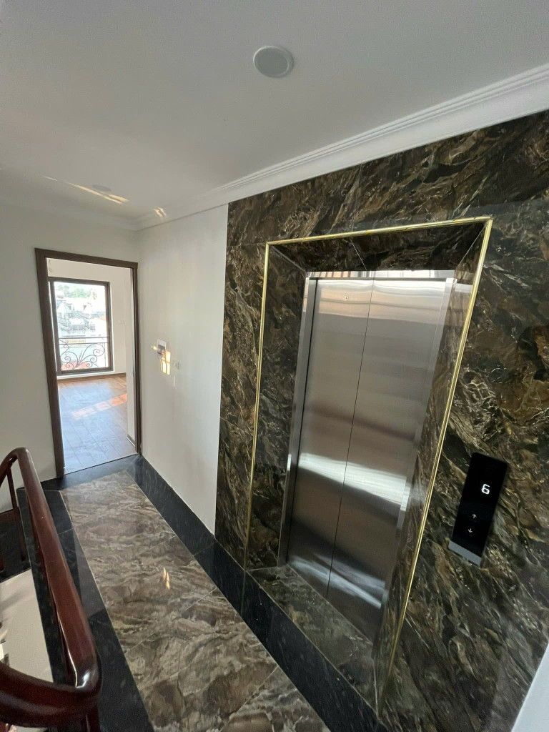 Bán nhà xây mới 6 tầng – Thang máy nhập khẩu – Gara ô tô – Lô góc Giang Biên, Long Biên – Giá chỉ 8,6 tỷ