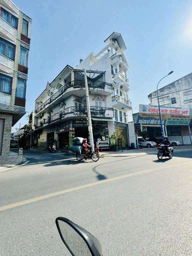 GẦN AEON TÂN PHÚ - MẶT TIỀN KD LÔ GÓC 119M NỞ HẬU - 3 TẦNG NHỈNH 9